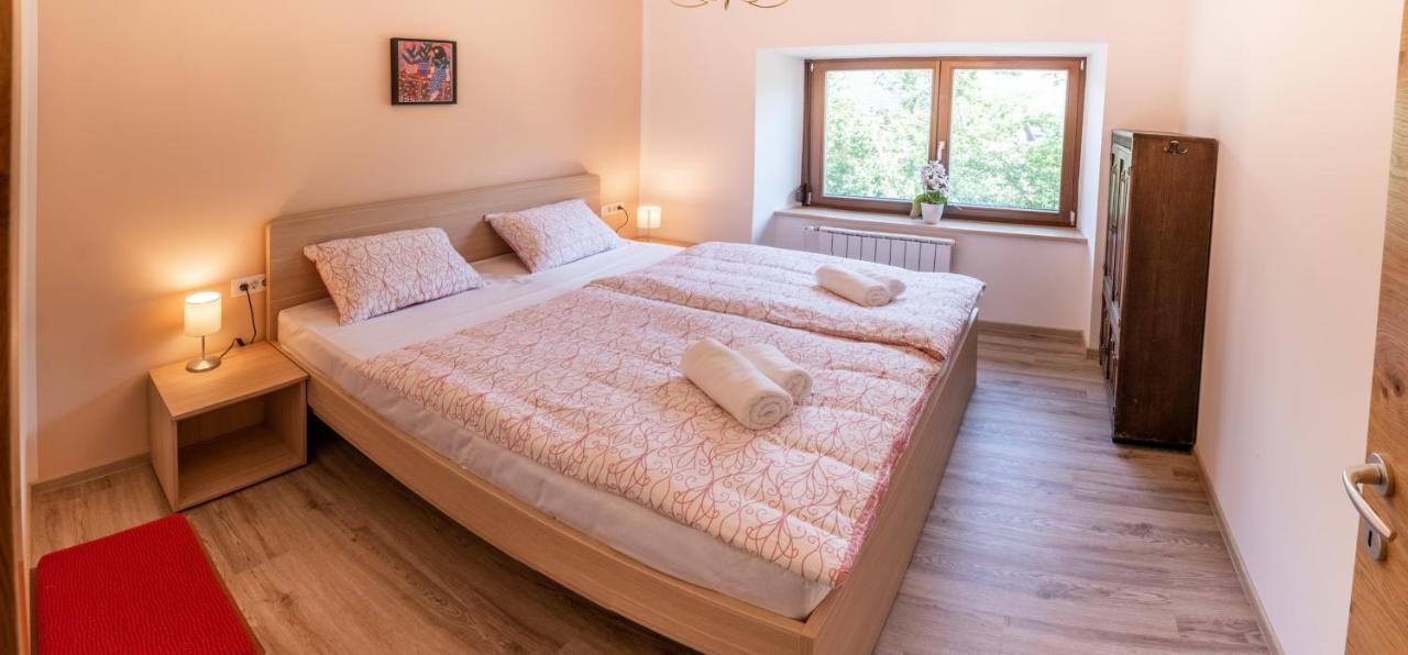 House Hiperbola & Outdoor Activities Apartment Bovec Luaran gambar